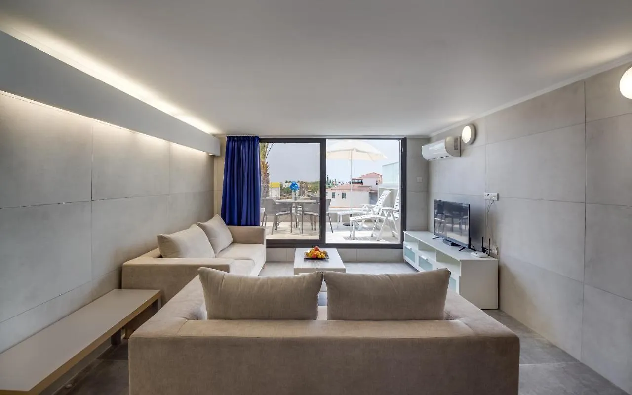 Gevoni Deluxe Suites Ayia Napa